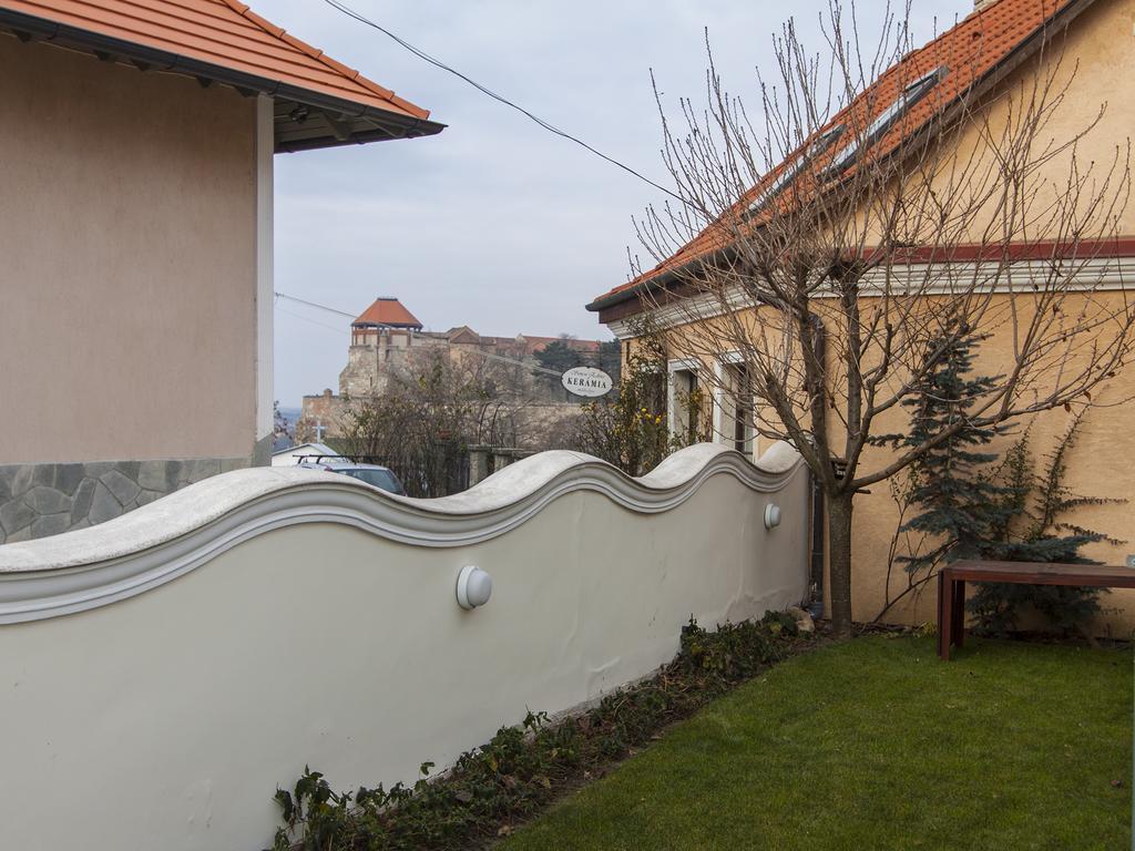 Amadeus Vendeghaz Esztergom